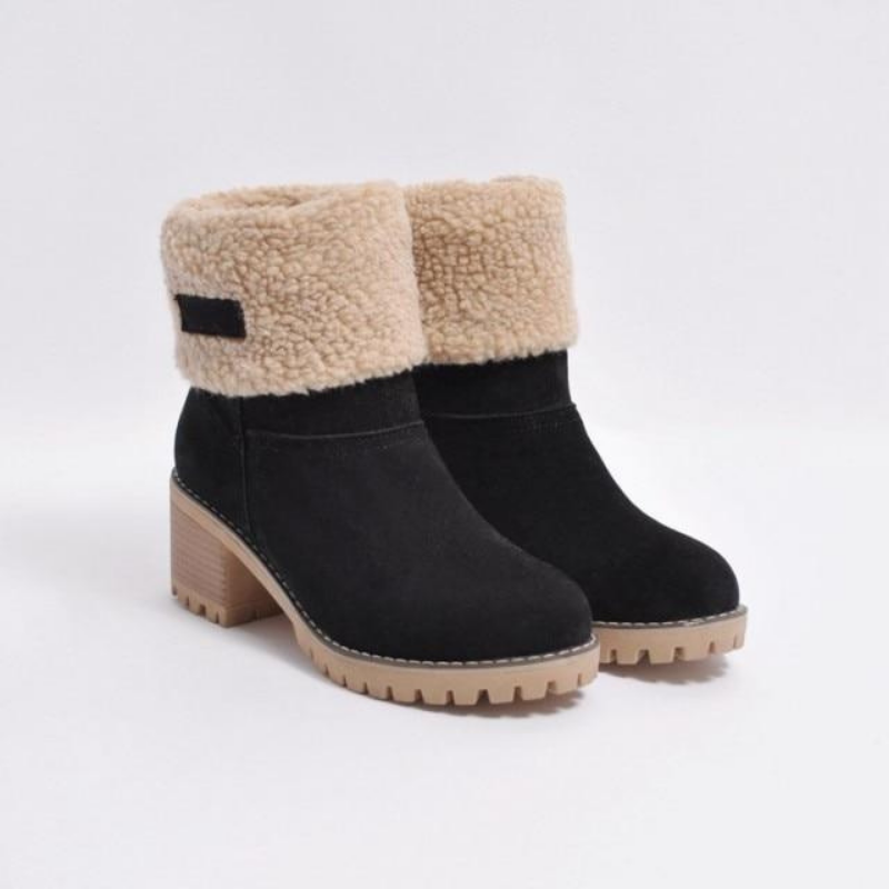 Warm and padded winter boots for women