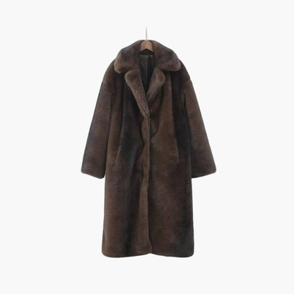 Women's Oversize Faux Fur Coat – Long Winter Coat with Notched Collar, Fashionable & Warm for Everyday and Special Occasions