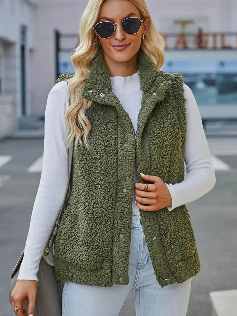 Berepe - Lambswool vest for women