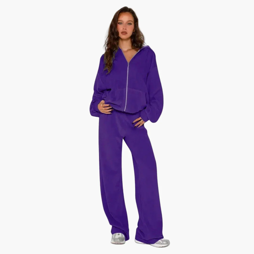 Women's Two-Piece Casual Outfit with Hoodie – Trendy Lounge Set in Oversize Style