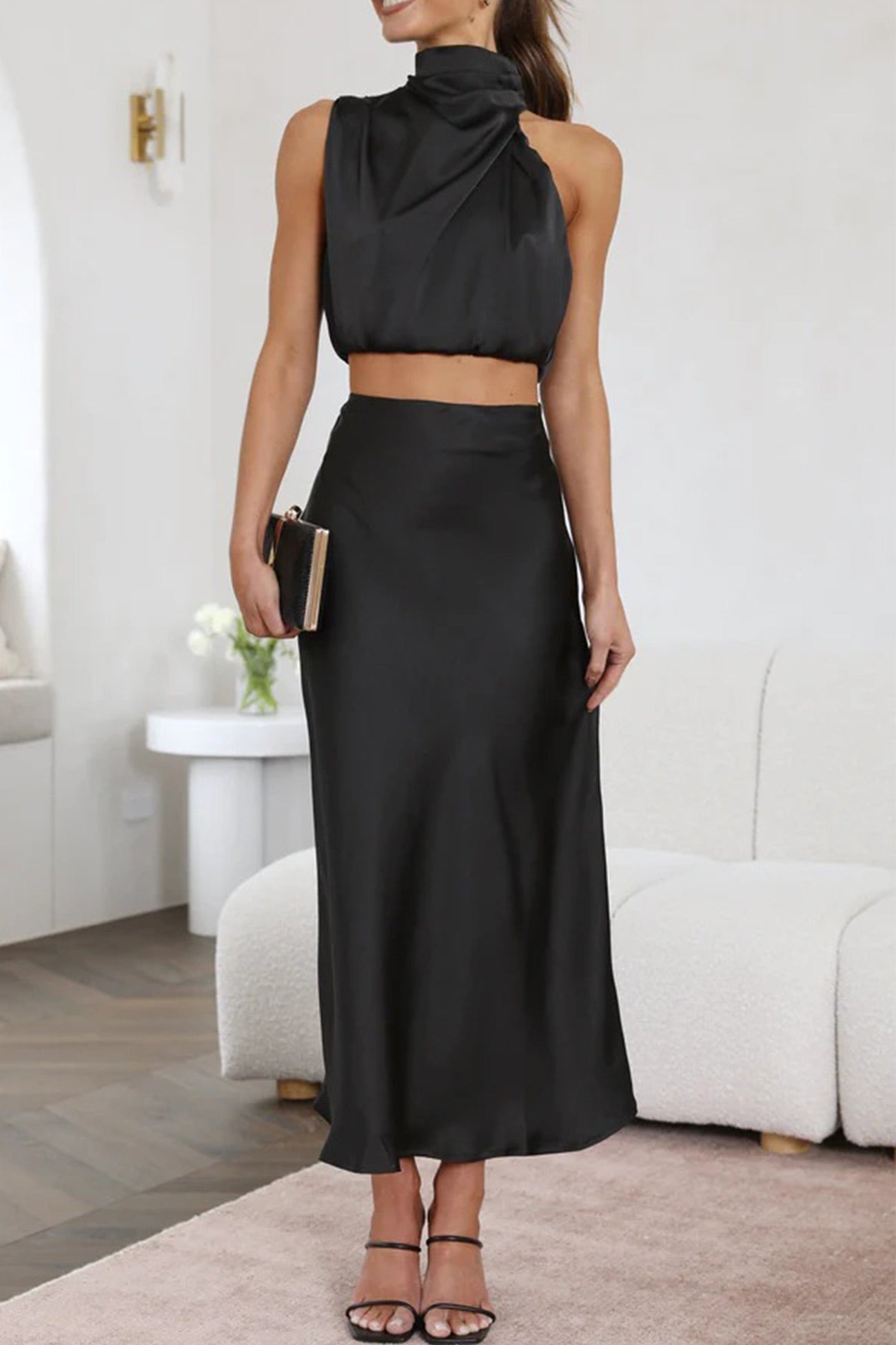 Alicja - Women's set - An elegant cut with modern details