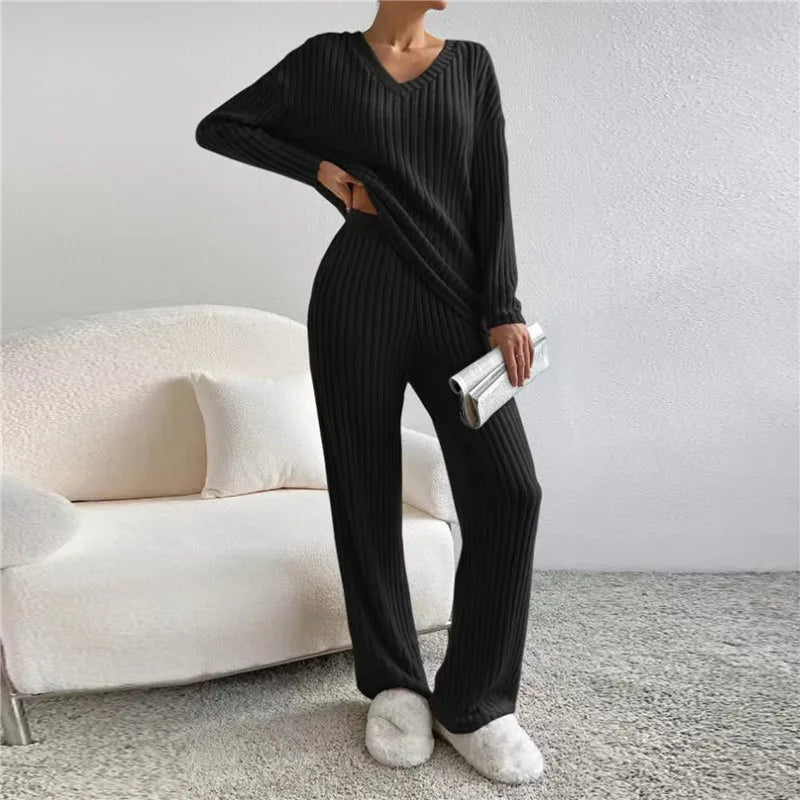 Women's Two-Piece Lounge Set | Ribbed V-Neck
