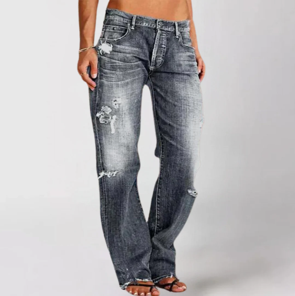 Women's denim jeans in wide fit