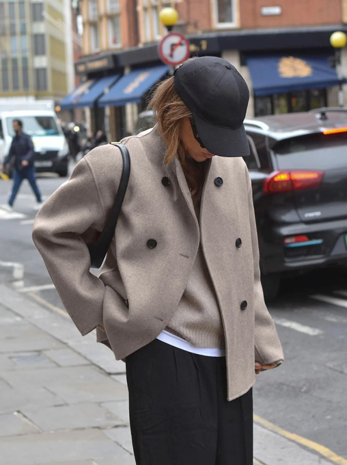 Women's Lisa Coat: Trendy Oversized Fit