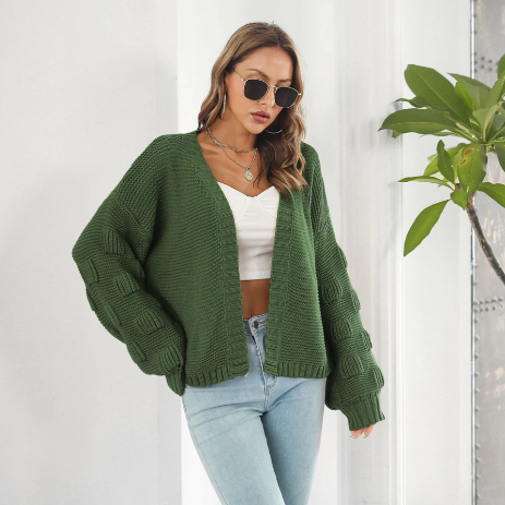 Warm long-sleeve sweater for women, luxurious
