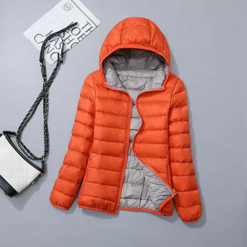 Women's hooded down jacket