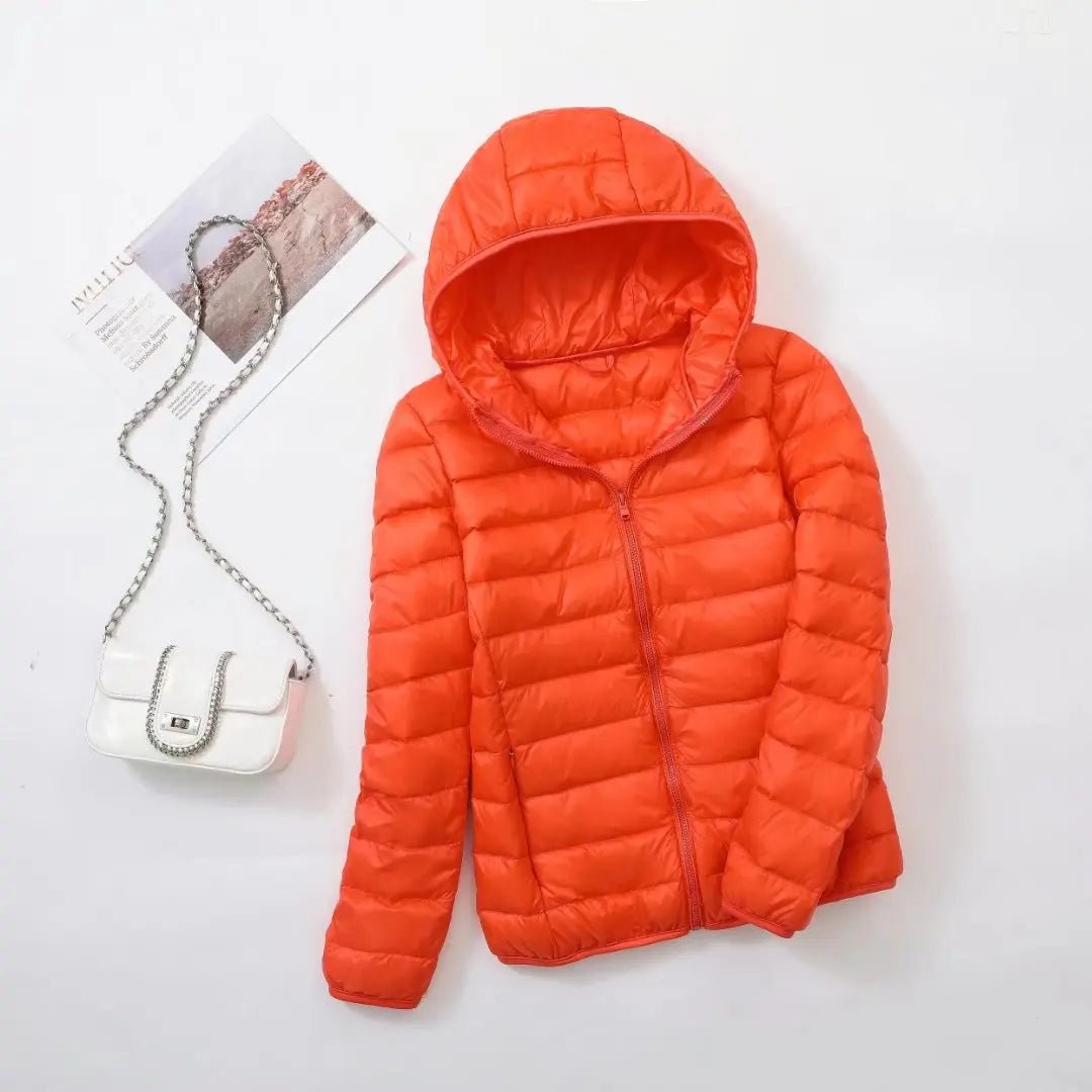 Women's hooded down jacket