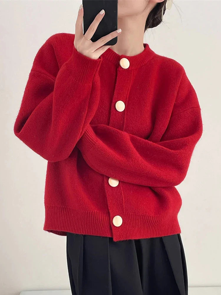 Women's long cardigan with round neckline