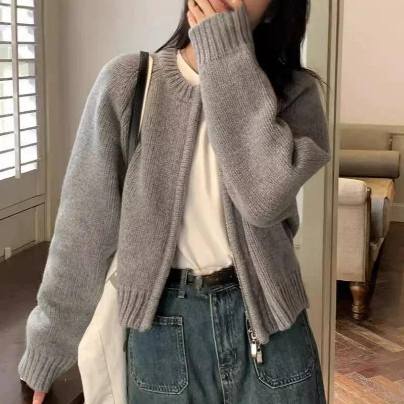 Cardigan for women in crop design