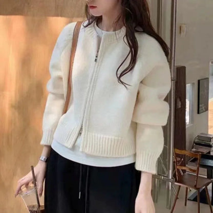 Cardigan for women in crop design