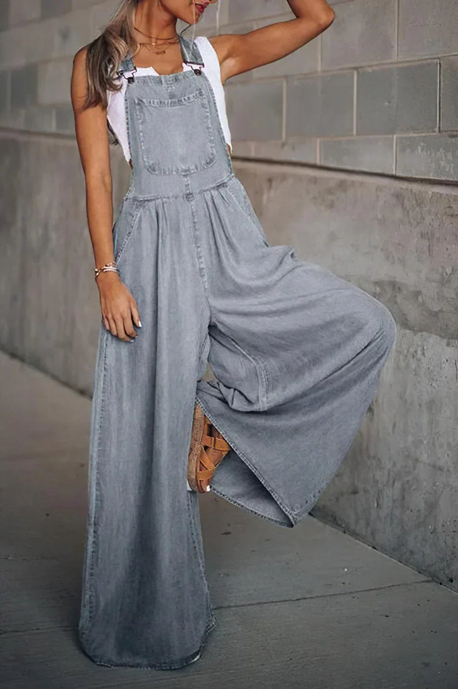Women's Stylish Sleeveless Denim Keti Jumpsuit