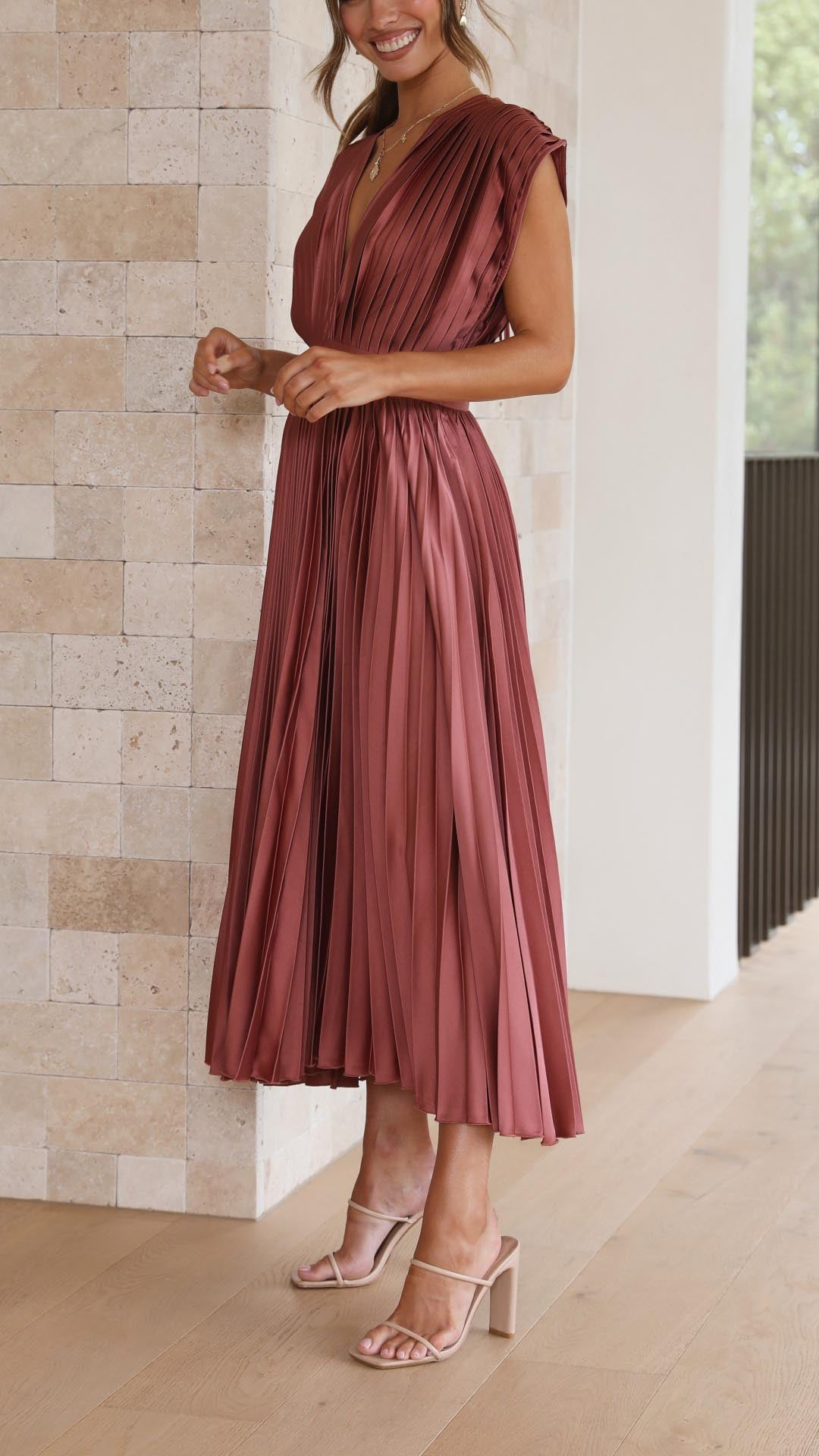 Beautiful Flowy Long Evening Dress