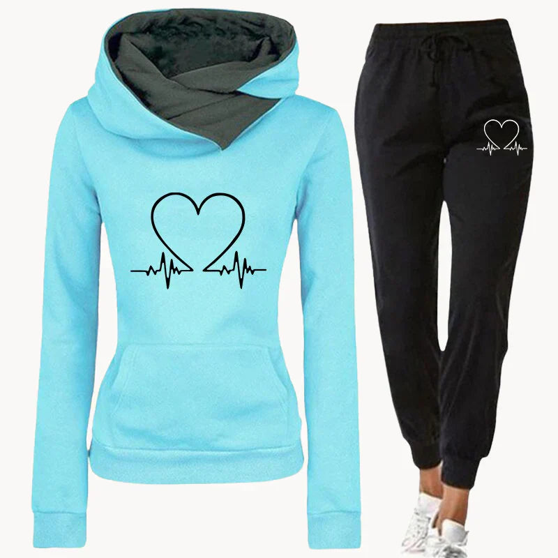 Women's Silvana: A Comfortable and Warm Jogging Suit