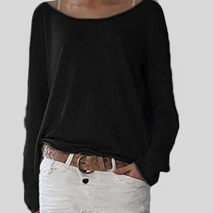 Alexa - Light and elegant round neck sweater
