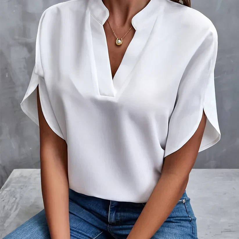 Women's Chloe Blouse: Elegant and Lightweight