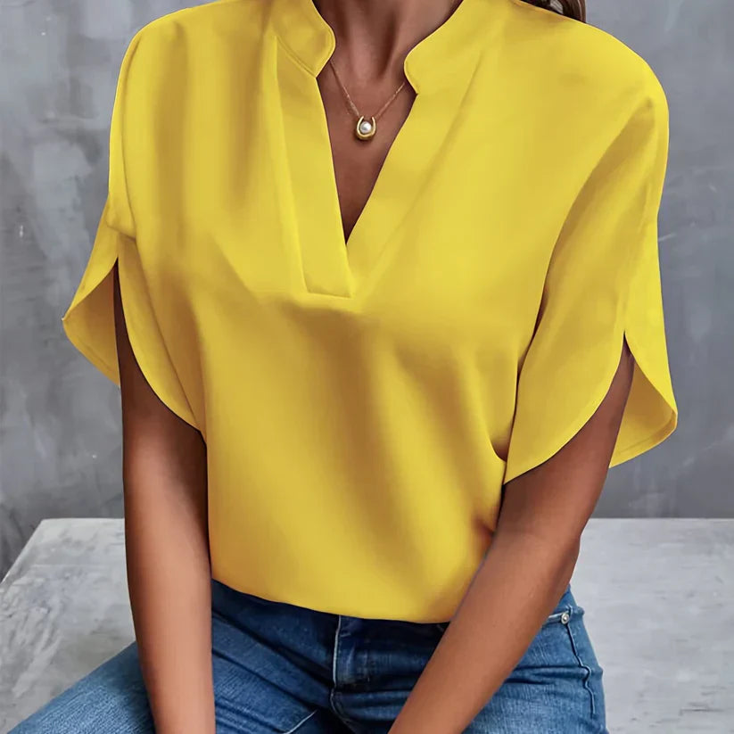 Women's Chloe Blouse: Elegant and Lightweight