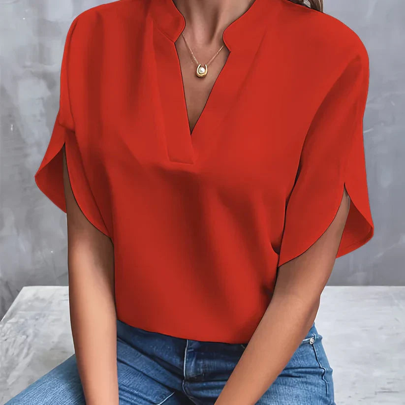 Women's Chloe Blouse: Elegant and Lightweight