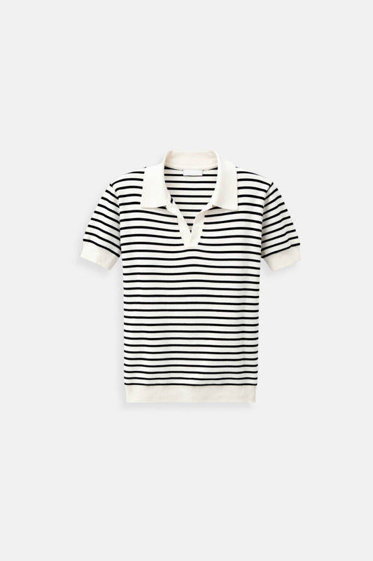 Versatile striped blouse with V-neckline