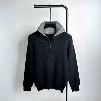 Women's knitted sweater with contrast collar