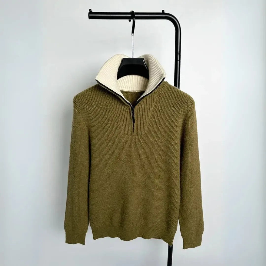Women's knitted sweater with contrast collar