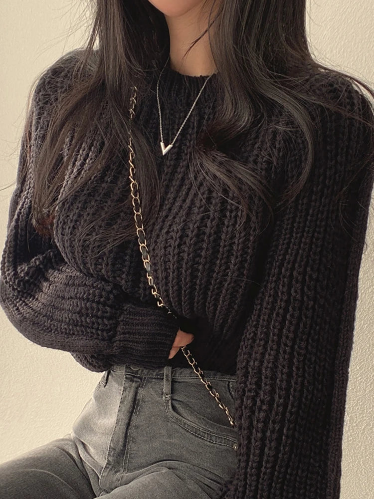 Vintage women's sweater in lantern cut
