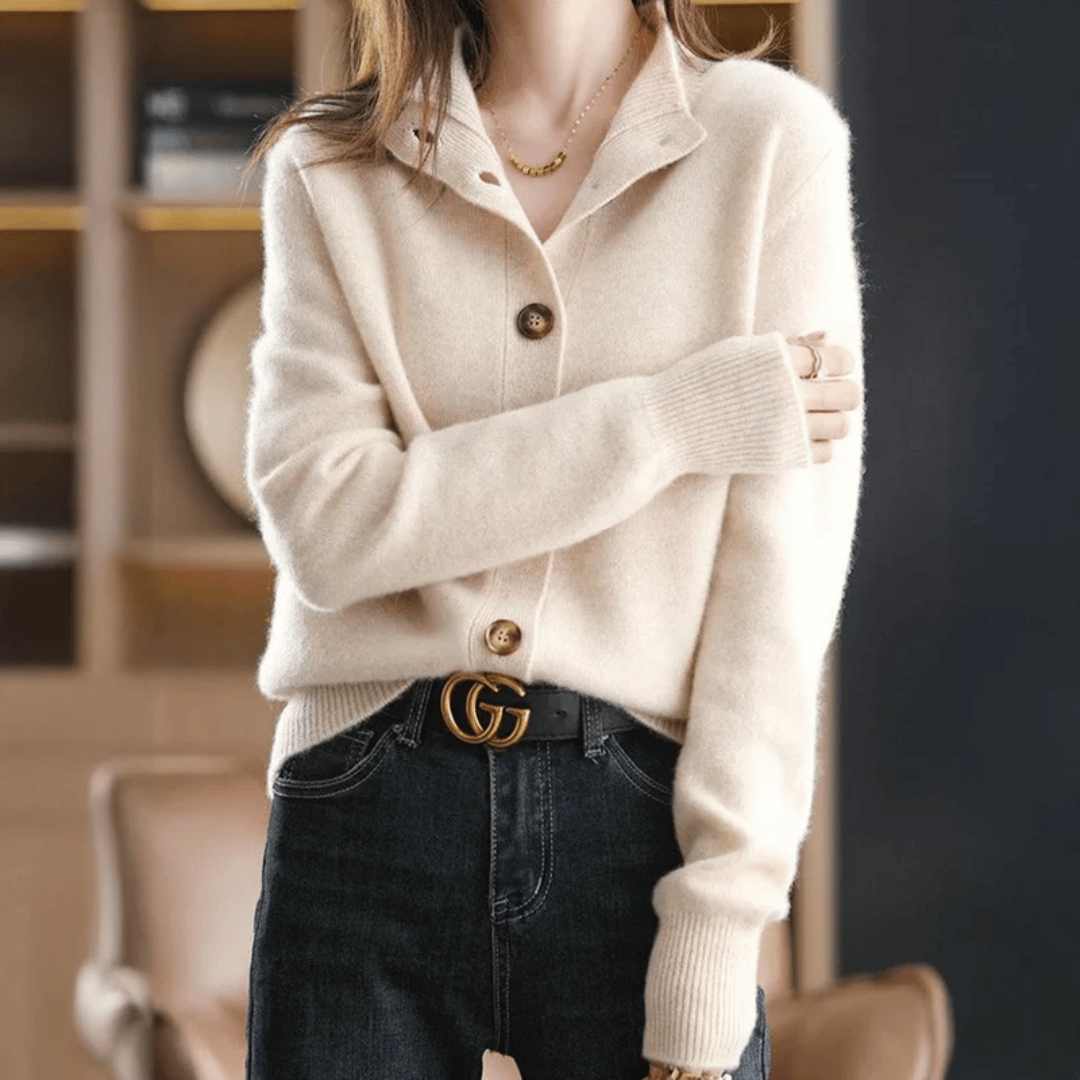 Cardigan women with stand-up collar and modern buttons