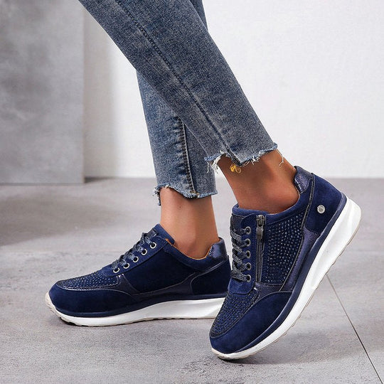 Casual orthopedic shoes for Julia