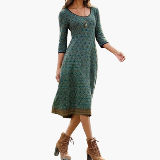 Casual Fit Knee Length Dress with Round Neckline - Olytrend