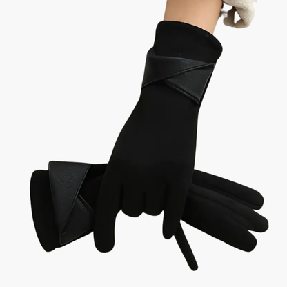 Warm Women's Insulated Snow Gloves with Grip