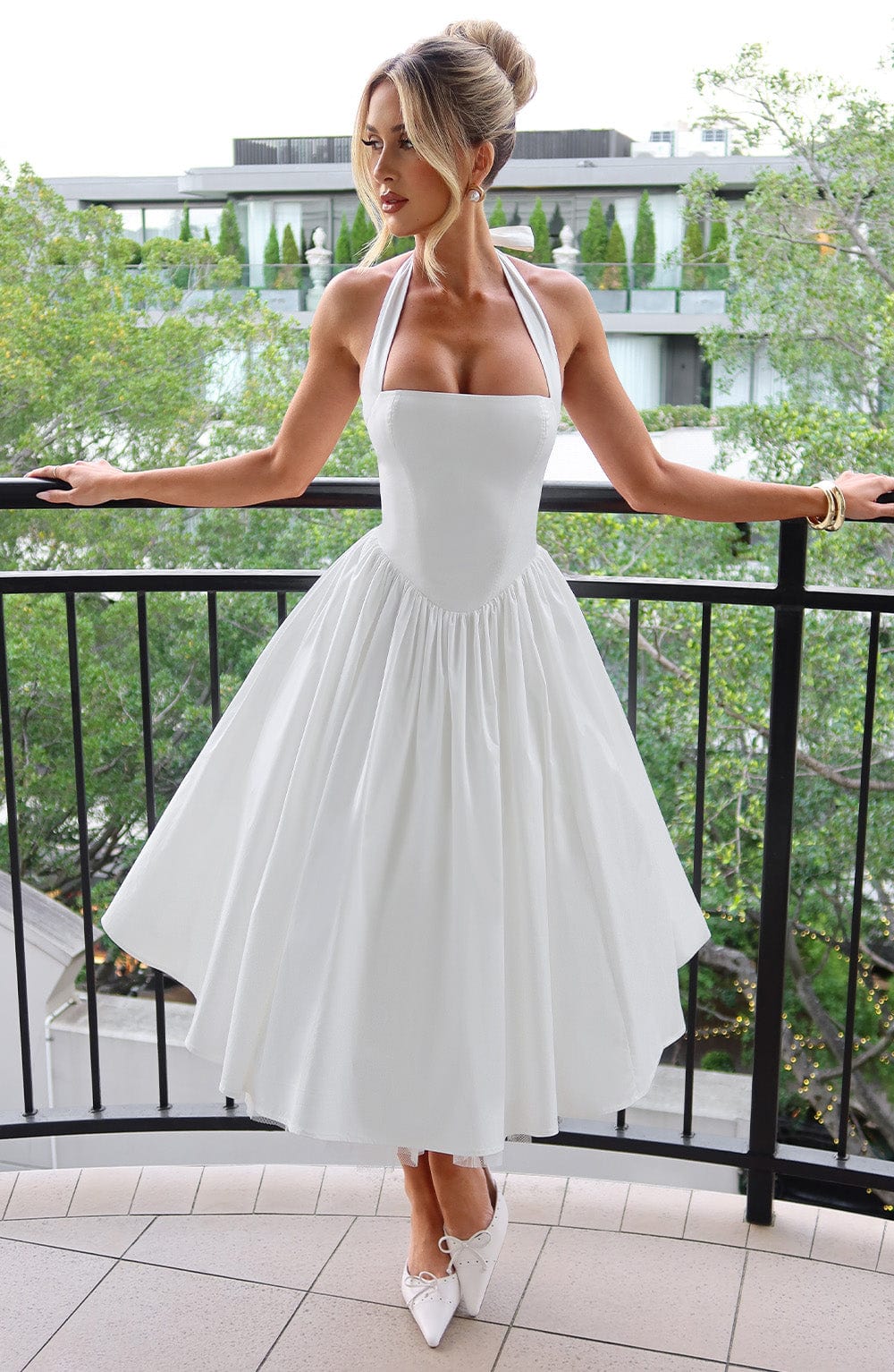 Women's Elegant Halter-Neck Dress