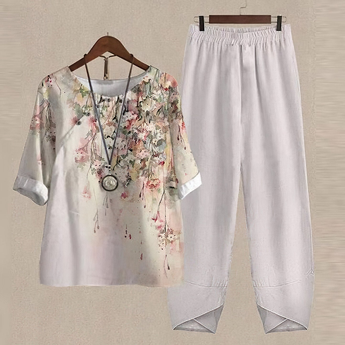 Beautiful Floral 2 Piece Outfit Set
