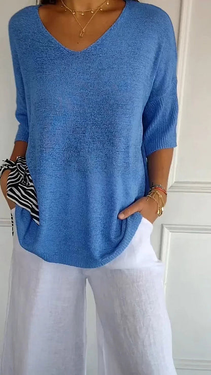 Chiara | Comfortable knitted top for women with V-neck collar