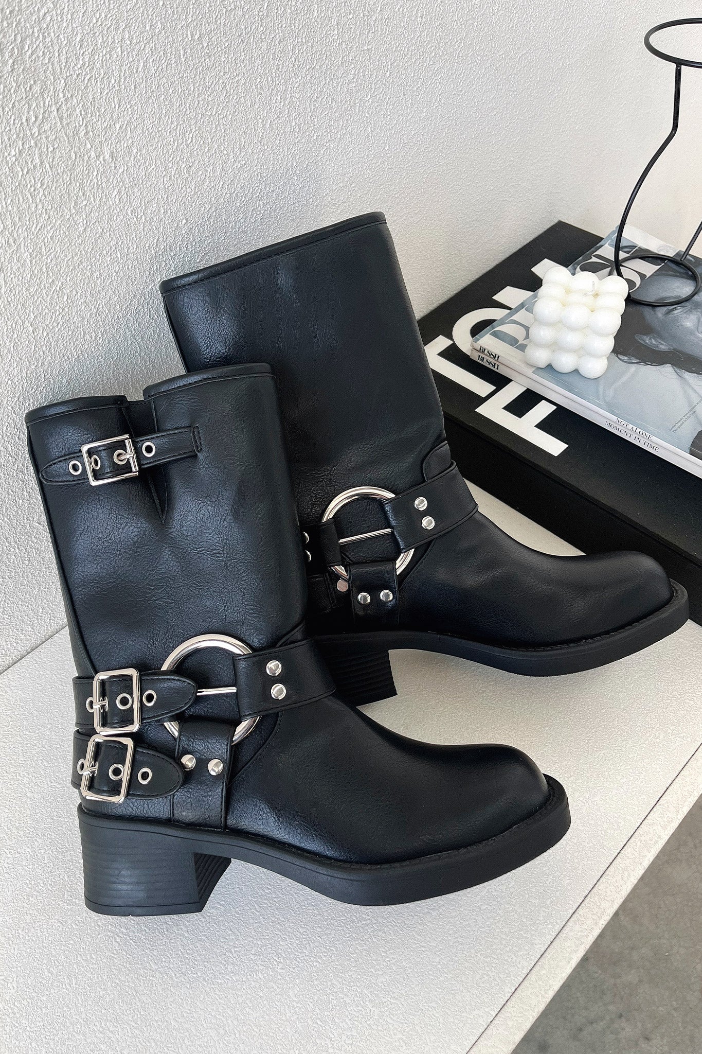 Women's Ankle High Black Leather Boots - Olytrend