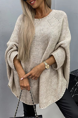 Vira | Comfortable knitted sweater with crew neckline
