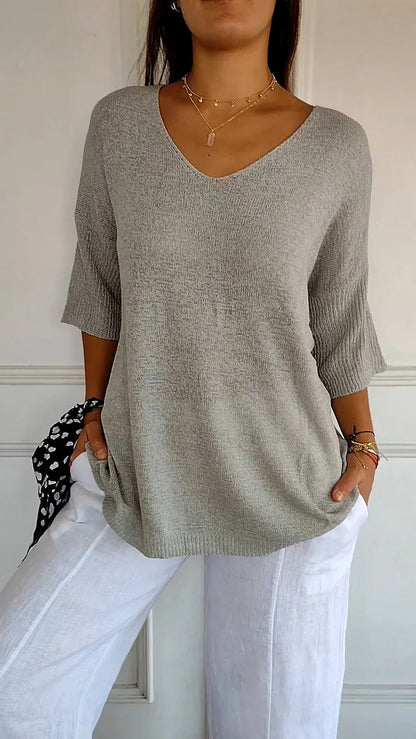 Chiara | Comfortable knitted top for women with V-neck collar
