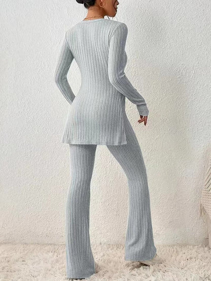 Women's knitting set for elegance and comfort