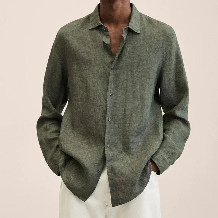 Versatile and lightweight men's linen shirt, elegantly styled