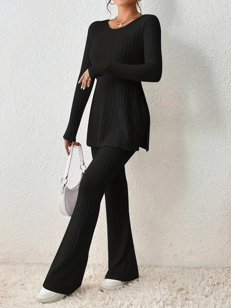 Women's knitting set for elegance and comfort