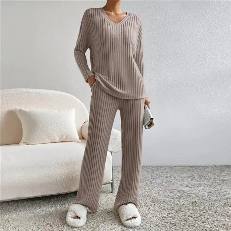 Women's Two-Piece Lounge Set | Ribbed V-Neck
