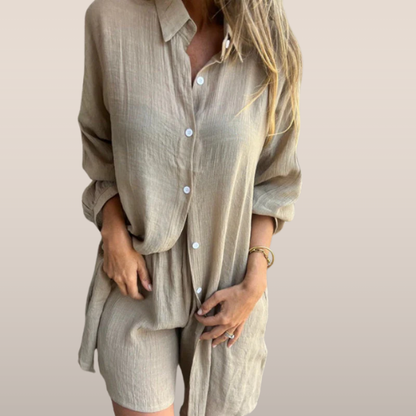 Airy linen set - blouse and plus size shorts