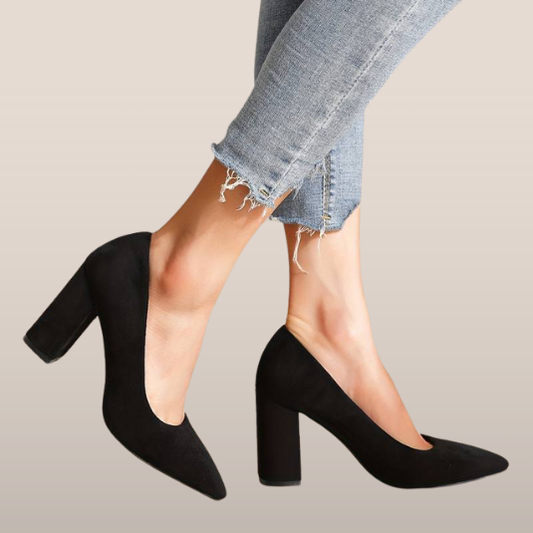 Women's pumps - Classic heel with pointed toe
