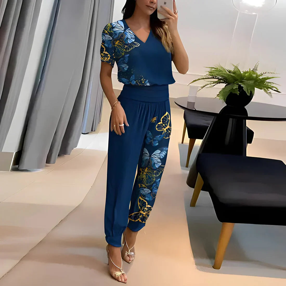 Women's Astrid Clothing Set