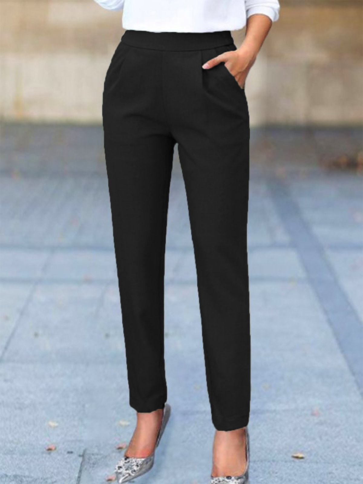 Beatrix | Women's Casual Pants with Practical Pockets and Comfortable Fit