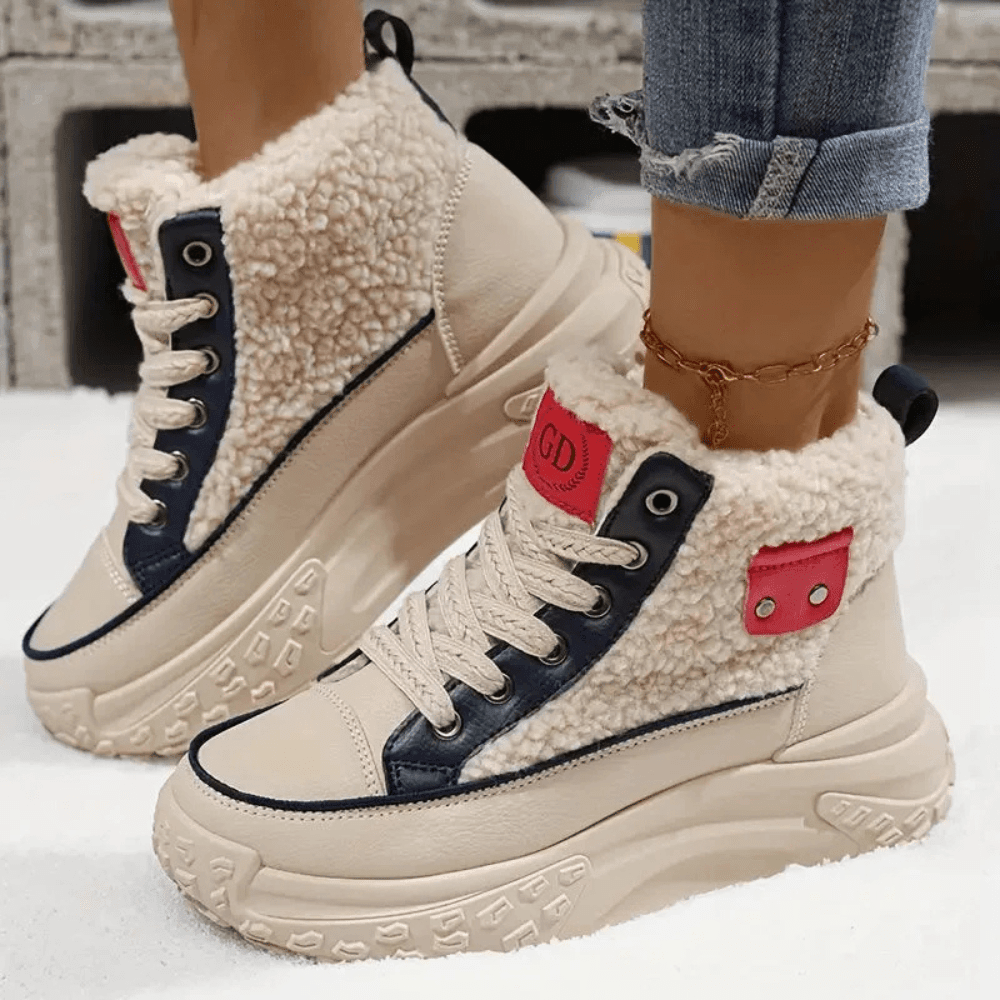 Warm and Fashionable Delphine Boots