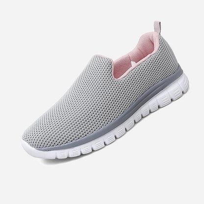 AirStride™ | Women’s Breathable Slip-On Wide Sneakers