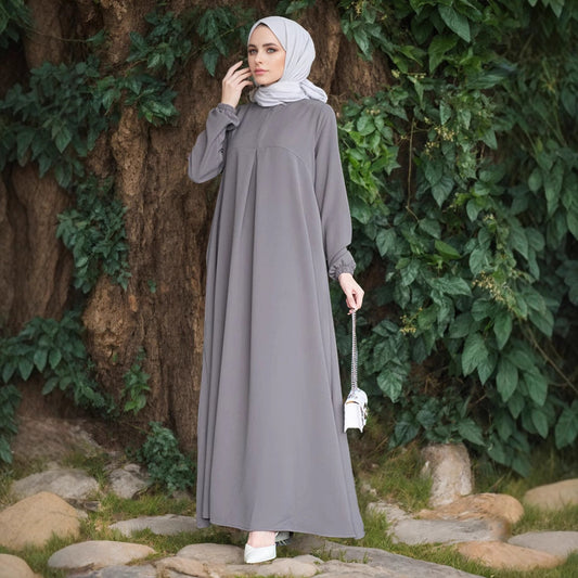 Arabic long-sleeved, loose-fitting dress
