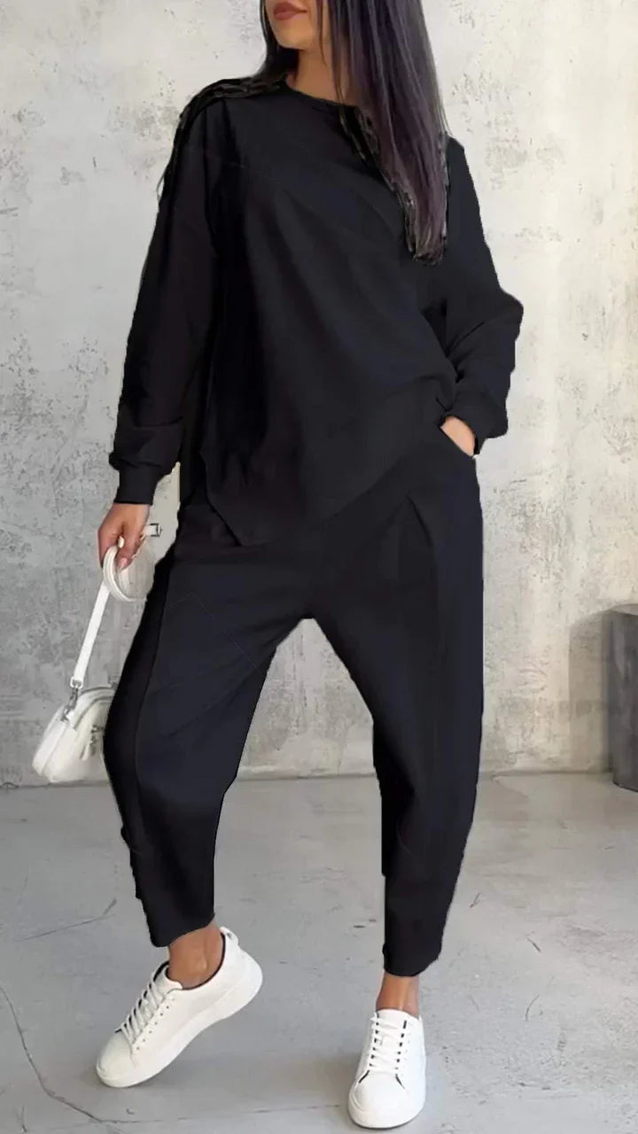 Babs Two-Piece Set: Round Neck, Long Sleeves