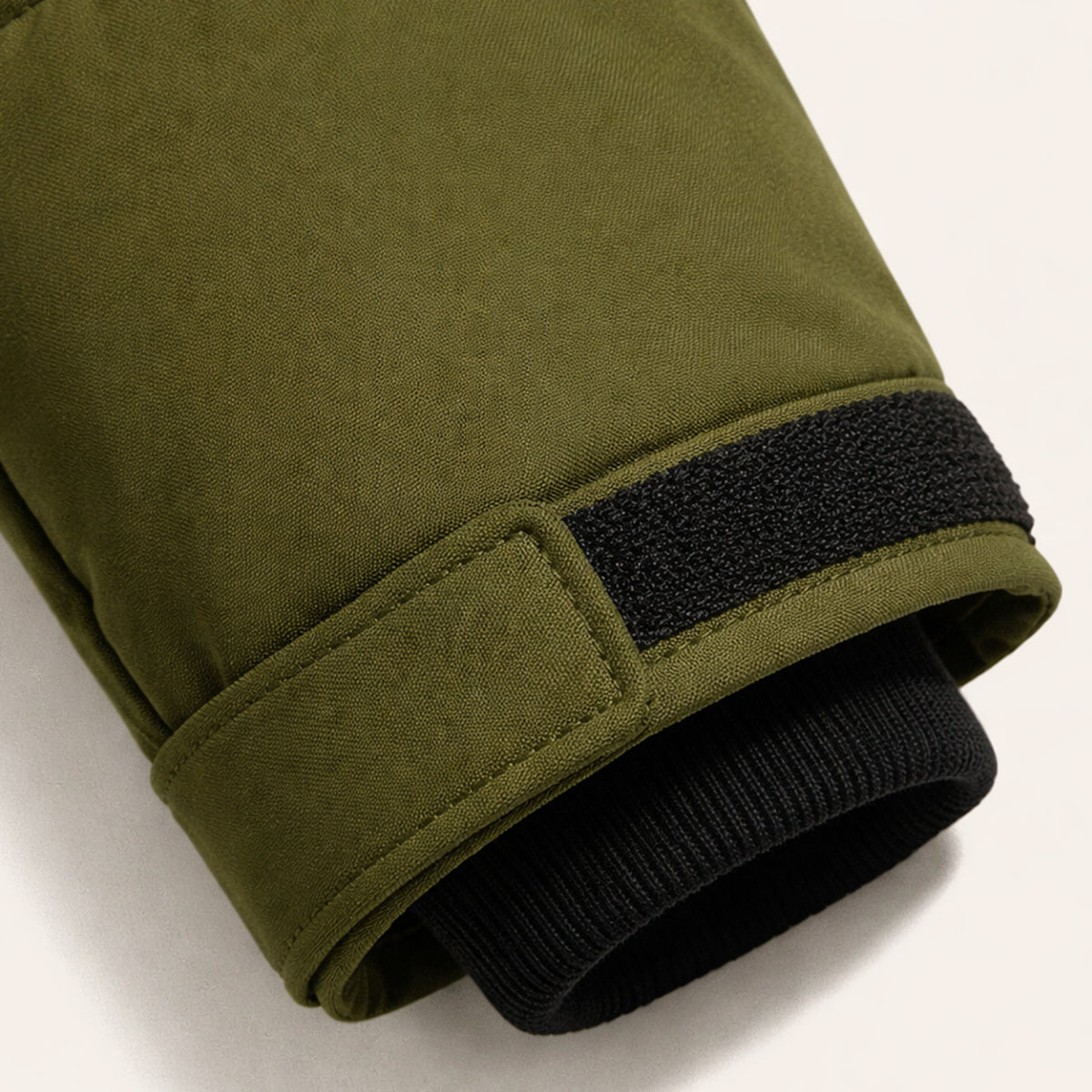 Warm Men's Hooded Puffer Parka with Zip Pockets