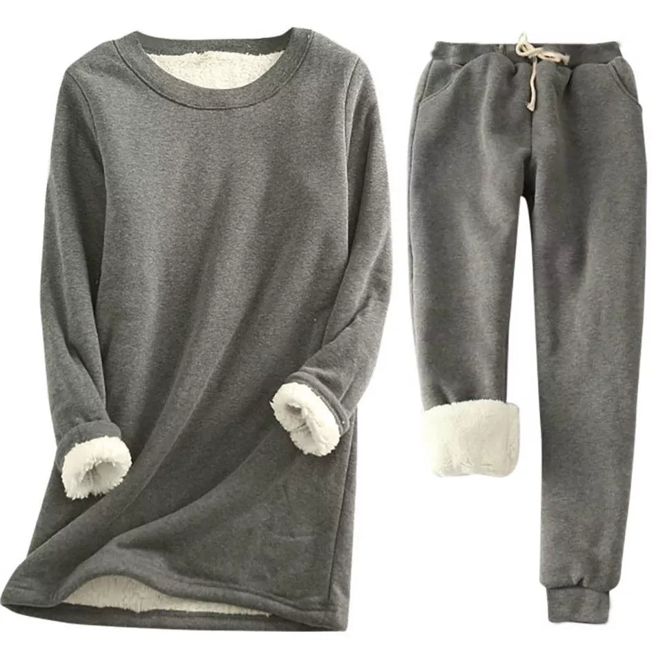 Veda | Comfortable Fleece Set for Women