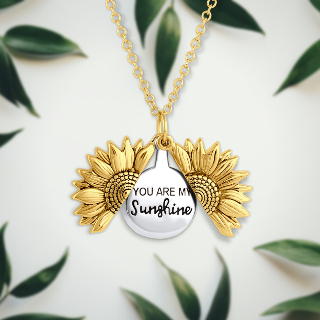 Bright Smile Sunshine Pendant Necklace - Olytrend
